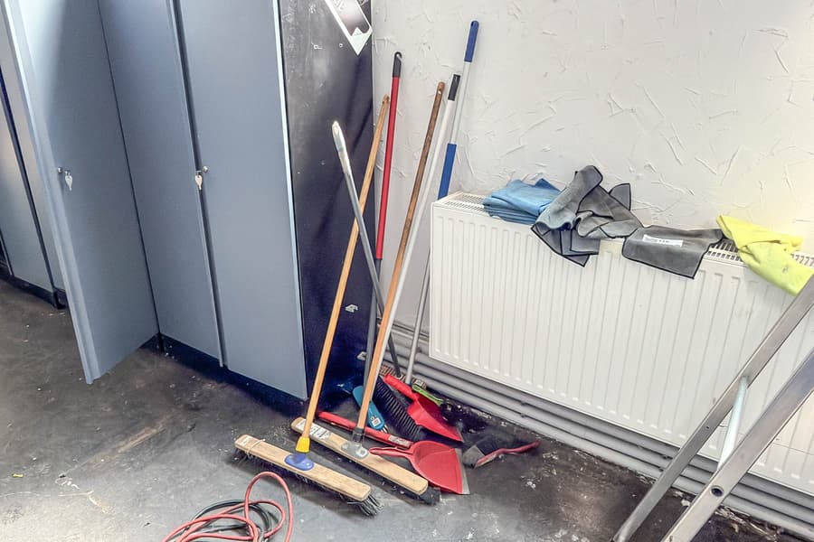 Posten Stielwerkzeuge